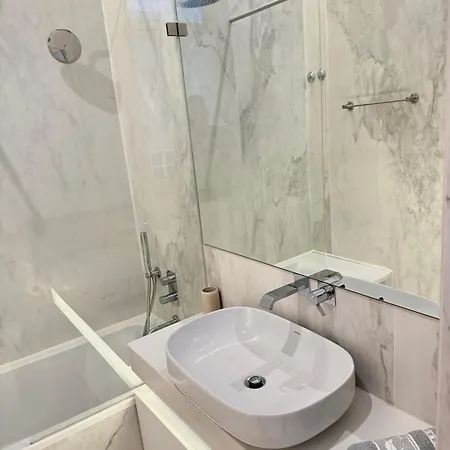 Quiet Luxury On Rua Augusta Lisbon