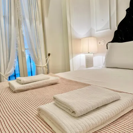 Quiet Luxury On Rua Augusta * Lisbon